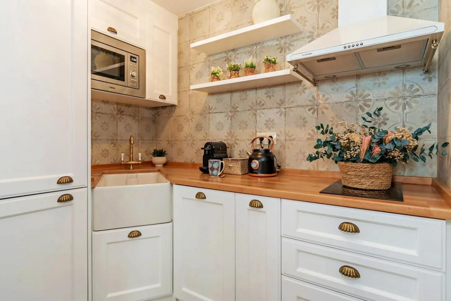 Tuguest Nazari Caldereria Apartments - Free Parking 그라나다