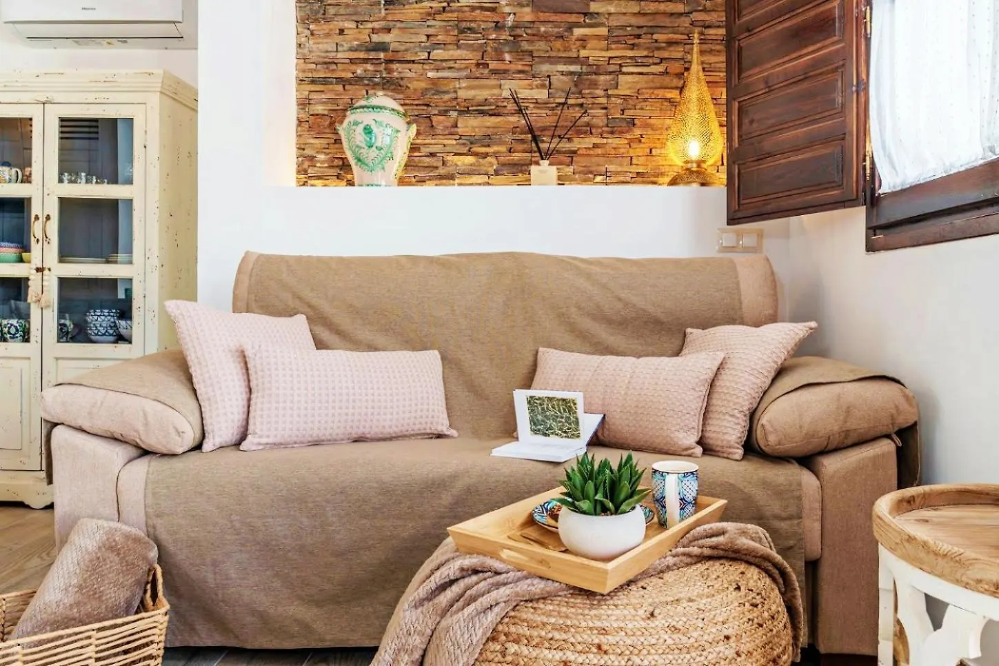Tuguest Nazari Caldereria Apartments - Free Parking Granada Spain