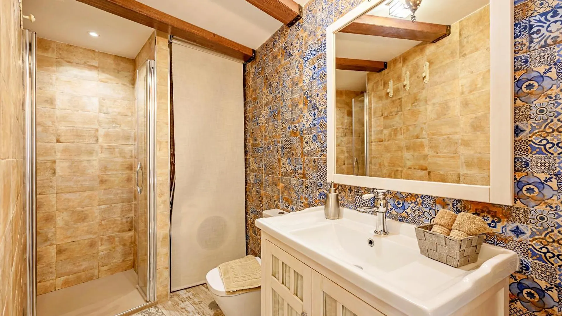 Tuguest Nazari Caldereria Apartments - Free Parking Granada