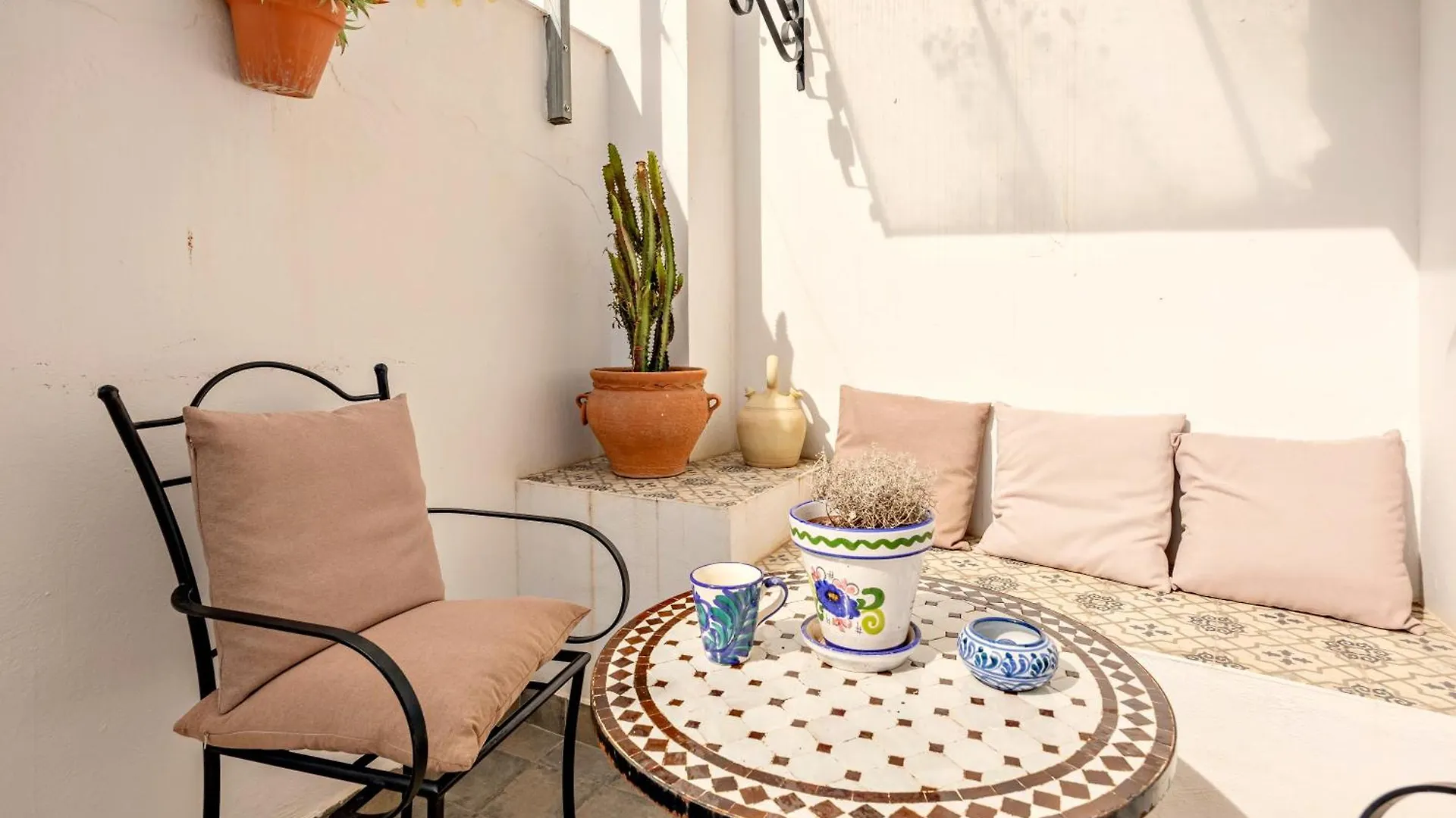 Tuguest Nazari Caldereria Apartments - Free Parking Granada Spain